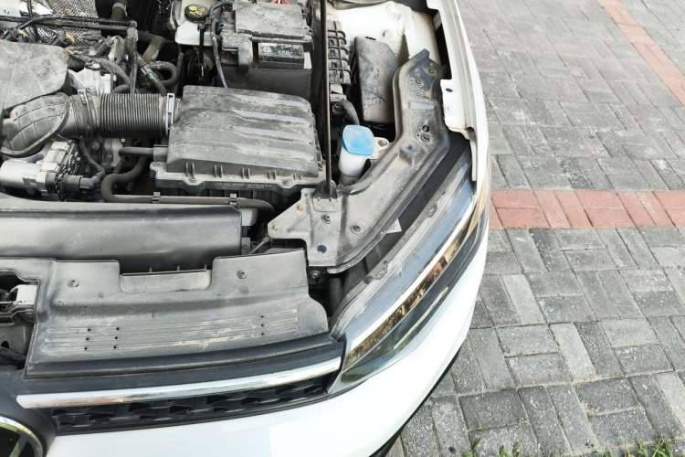 Used Volkswagen Lavida 2023 New Rui 1.5L Automatic New Yi Edition Engine Bay Left