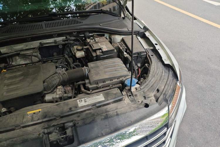 Used Volkswagen Lavida 2023 1.5L Automatic 5 Million Edition Engine Bay Left