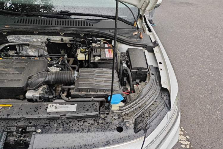 Used Volkswagen Lavida 2023 1.5L Automatic De Yi Edition Engine Bay Left