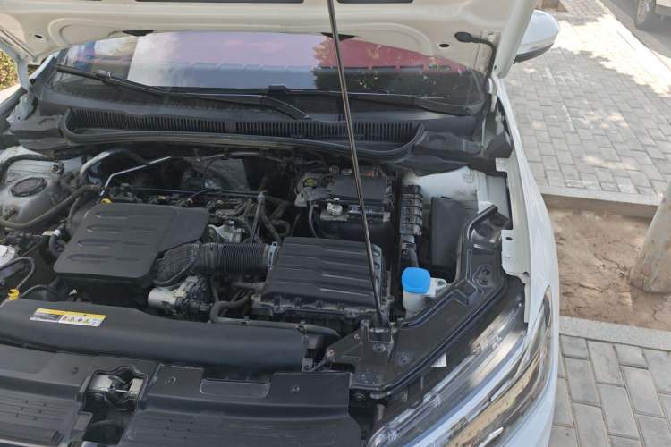 Used Volkswagen Lavida 2023 New Sharp 1.5L Automatic New Wish Edition Engine Bay Left