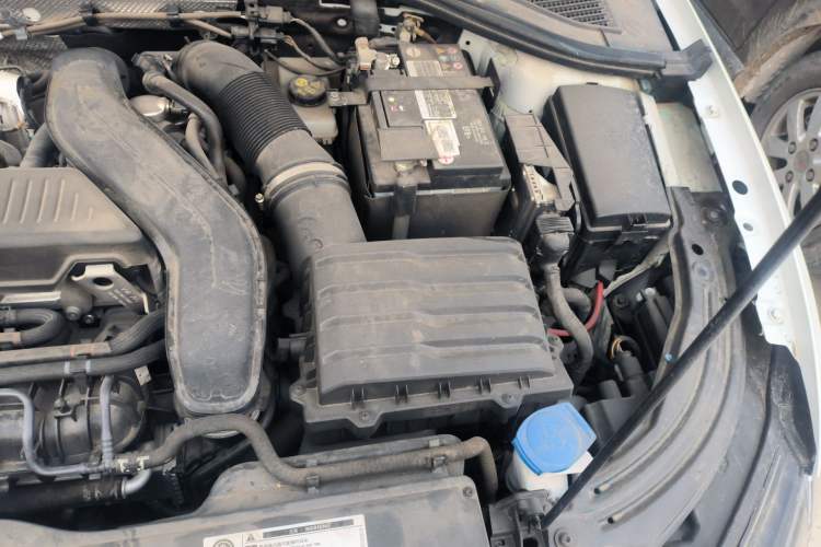 Used Volkswagen Lavida 2023 300TSI DSG Starry Full-Comfort Edition Engine Bay Left