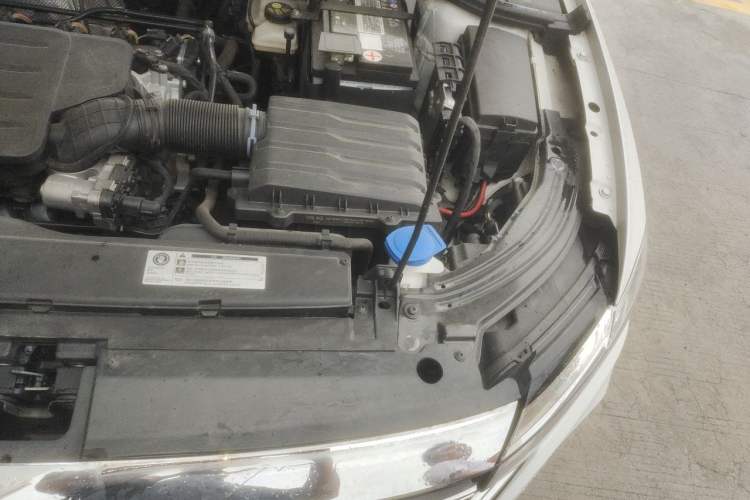 Used Volkswagen Lavida 2023 1.5L Automatic 5 Million Edition Engine Bay Left