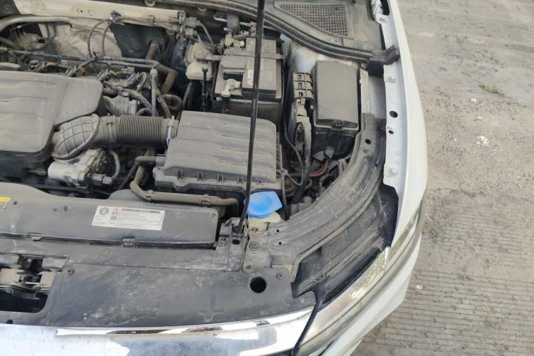 Used Volkswagen Lavida 2023 1.5L Automatic 5 Million Edition Engine Bay Left
