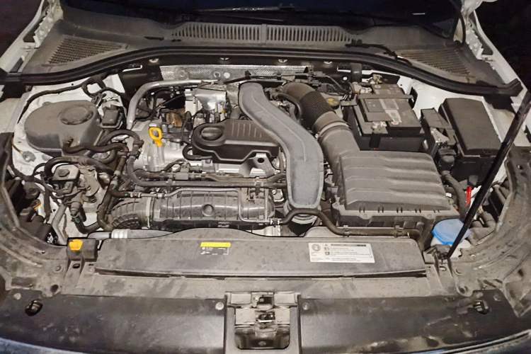 Used Volkswagen Lavida 2023 300TSI DSG Full-Comfort Edition Engine Bay