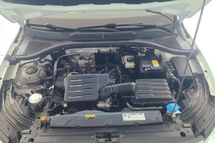 Used Volkswagen Lavida 2023 Revised 1.5L Automatic DeYi Edition Engine Bay