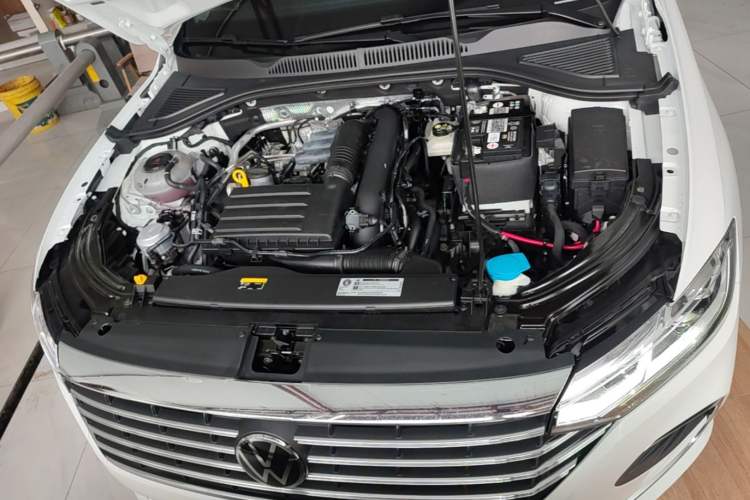 Used Volkswagen Lavida 2023 280TSI DSG Full-Comfort Edition Engine Bay