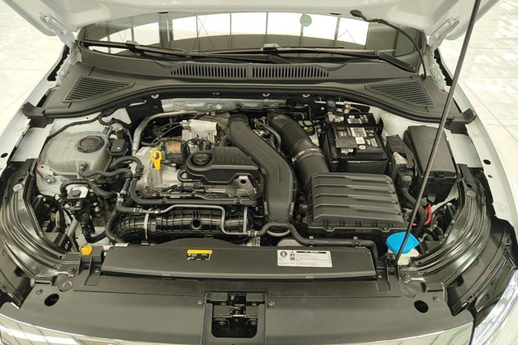 Used Volkswagen Lavida 2023 300TSI DSG Full-Comfort Edition Engine Bay