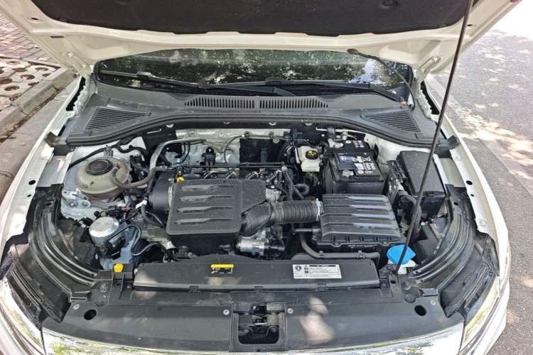 Used Volkswagen Lavida 2023 Revised 1.5L Automatic DeYi Edition Engine Bay