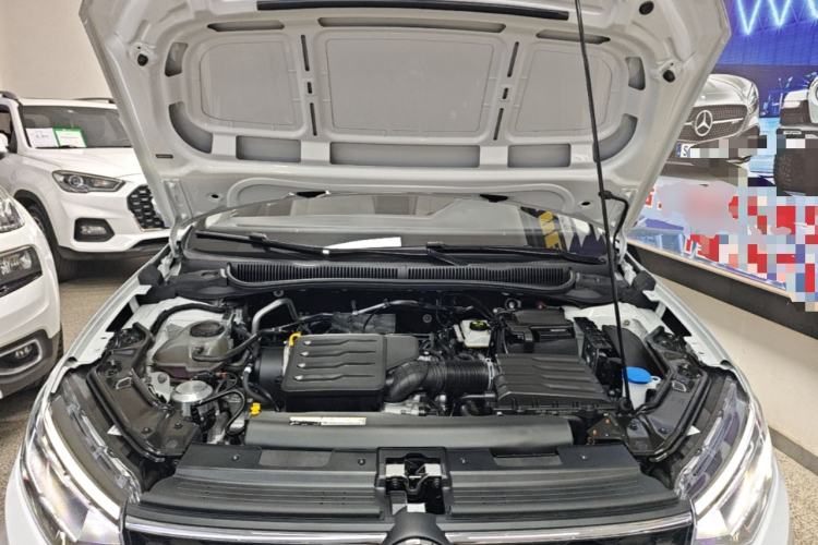 Used Volkswagen Lavida 2023 New Sharp 1.5L Automatic Excellent New Edition Engine Bay