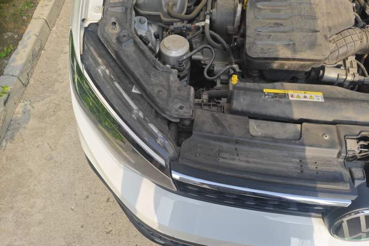 Used Volkswagen Lavida 2023 New Rui 1.5L Automatic New Yi Edition Engine Bay Right