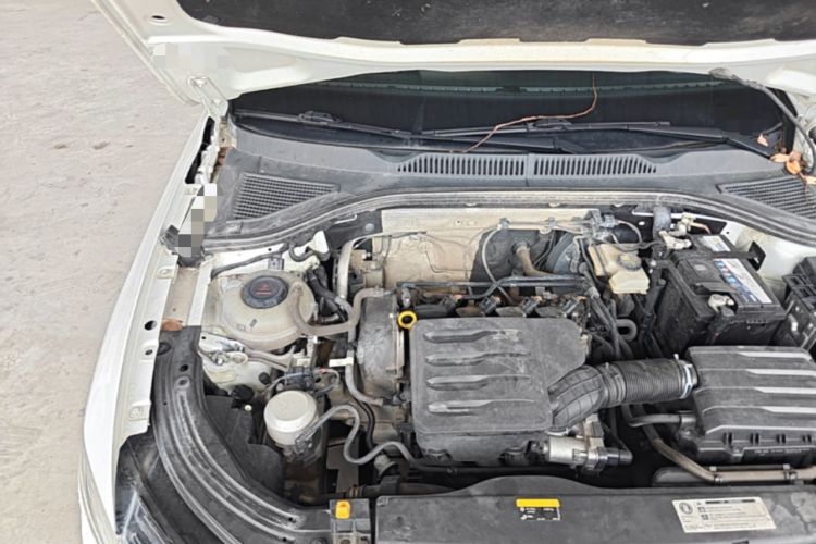 Used Volkswagen Lavida 2023 1.5L Automatic De Yi Edition Engine Bay Right