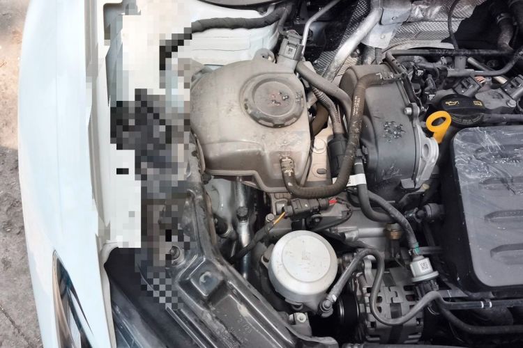 Used Volkswagen Lavida 2023 New Sharp 1.5L Manual New Comfort Edition Engine Bay Right