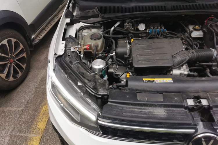 Used Volkswagen Lavida 2023 New Sharp 1.5L Automatic New Wish Edition Engine Bay Right