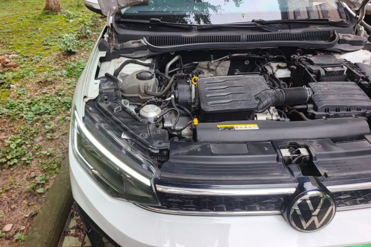 Used Volkswagen Lavida 2023 New Sharp 1.5L Automatic New Wish Edition Engine Bay Right