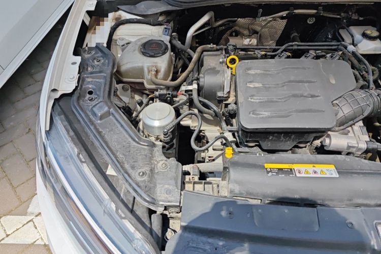 Used Volkswagen Lavida 2023 New Rui 1.5L Automatic New Yi Edition Engine Bay Right