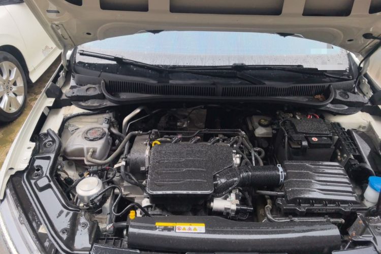Used Volkswagen Lavida 2023 New Sharp 1.5L Automatic Outstanding New Vision Edition Engine Bay Right