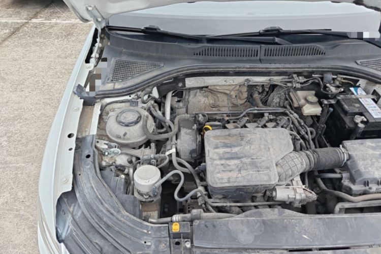 Used Volkswagen Lavida 2023 1.5L Automatic De Yi Edition Engine Bay Right