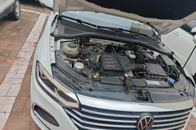 Used Volkswagen Lavida 2023 Revised Version 1.5L Automatic 5 Millionth Edition Engine Bay Right