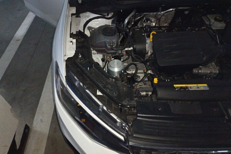 Used Volkswagen Lavida 2023 New Sharp 1.5L Manual New Comfort Edition Engine Bay Right