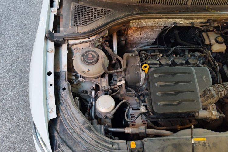 Used Volkswagen Lavida 2023 1.5L Automatic Full-Comfort Edition Engine Bay Right