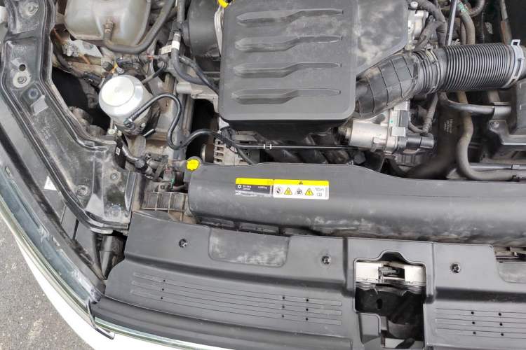Used Volkswagen Lavida 2023 New Rui 1.5L Automatic New Yi Edition Engine Bay Right