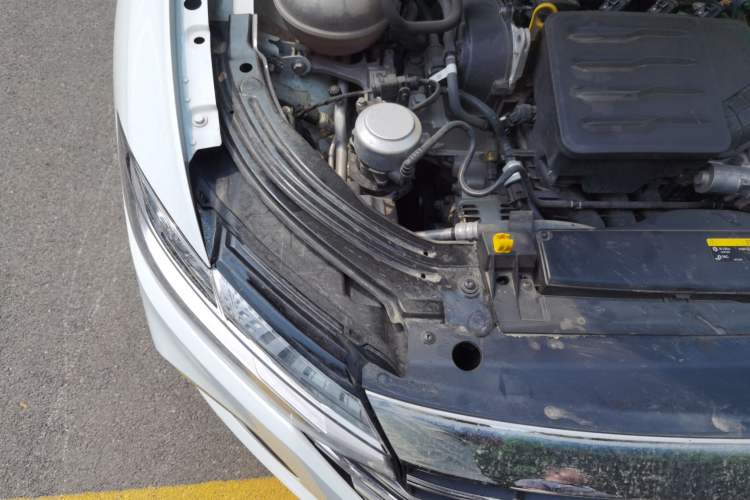 Used Volkswagen Lavida 2023 1.5L Automatic Full-Comfort Edition Engine Bay Right