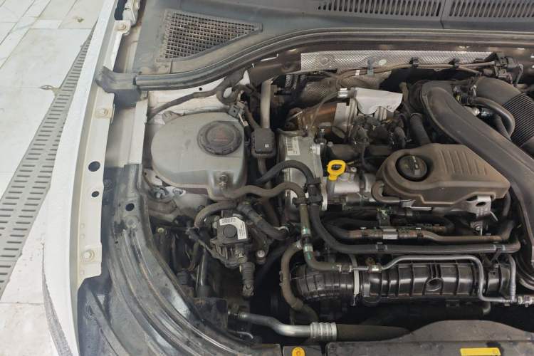 Used Volkswagen Lavida 2023 300TSI DSG Full-Comfort Edition Engine Bay Right