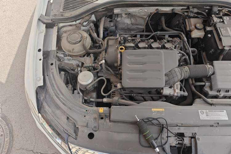 Used Volkswagen Lavida 2023 1.5L Automatic 5 Million Edition Engine Bay Right