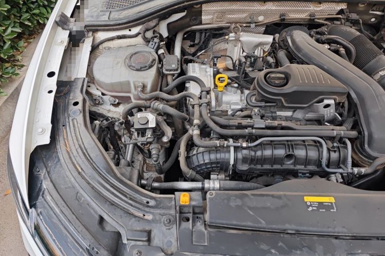 Used Volkswagen Lavida 2023 300TSI DSG Starry Full-Comfort Edition Engine Bay Right