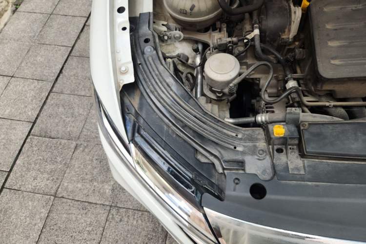Used Volkswagen Lavida 2023 1.5L Automatic 5 Million Edition Engine Bay Right