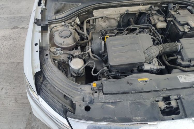 Used Volkswagen Lavida 2023 1.5L Automatic 5 Million Edition Engine Bay Right