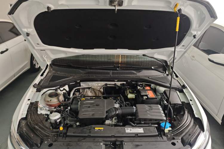 Used Volkswagen Lavida 2023 1.5L Automatic De Yi Edition Engine Bay