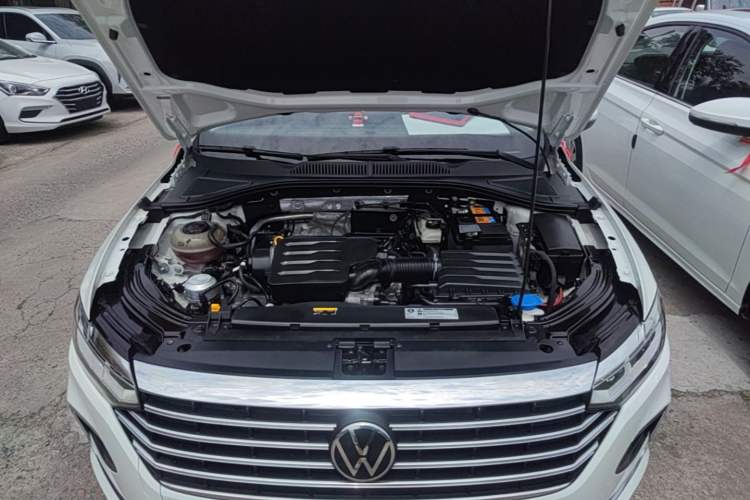 Used Volkswagen Lavida 2023 1.5L Automatic 5 Million Edition Engine Bay