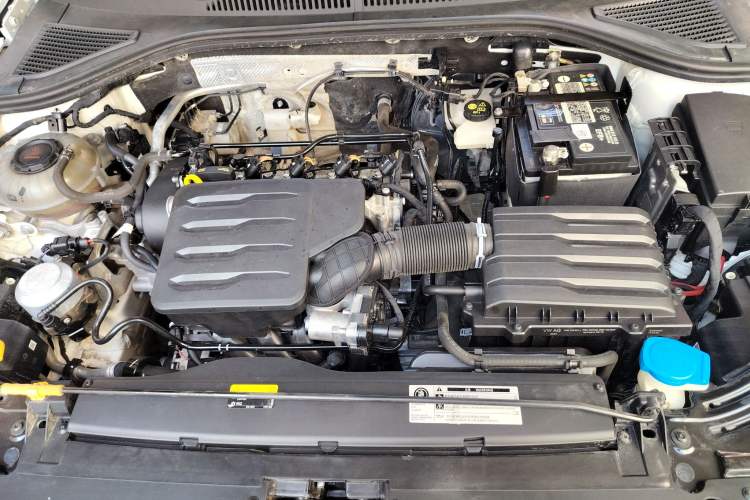 Used Volkswagen Lavida 2023 Revised 1.5L Automatic DeYi Edition Engine Bay