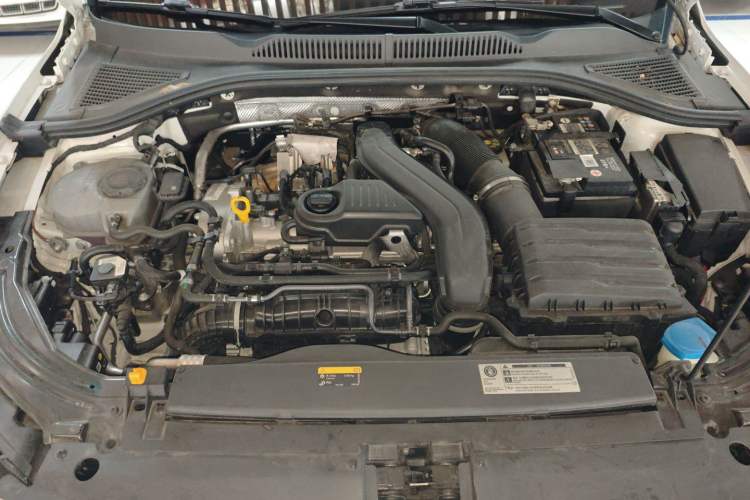 Used Volkswagen Lavida 2023 300TSI DSG Full-Comfort Edition Engine Bay
