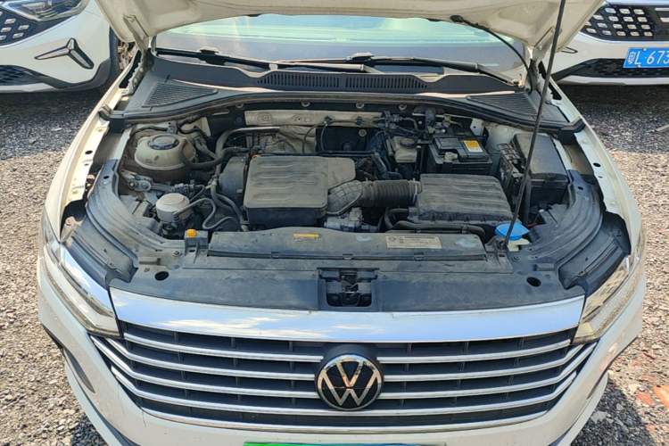 Used Volkswagen Lavida 2023 1.5L Automatic De Yi Edition Engine Bay