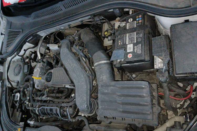 Used Volkswagen Lavida 2023 300TSI DSG Full-Comfort Edition Engine Bay