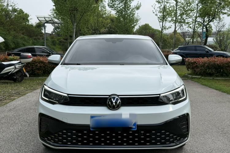 Used Volkswagen Lavida 2023 New Sharp 1.5L Automatic Excellent New Edition Exterior 1