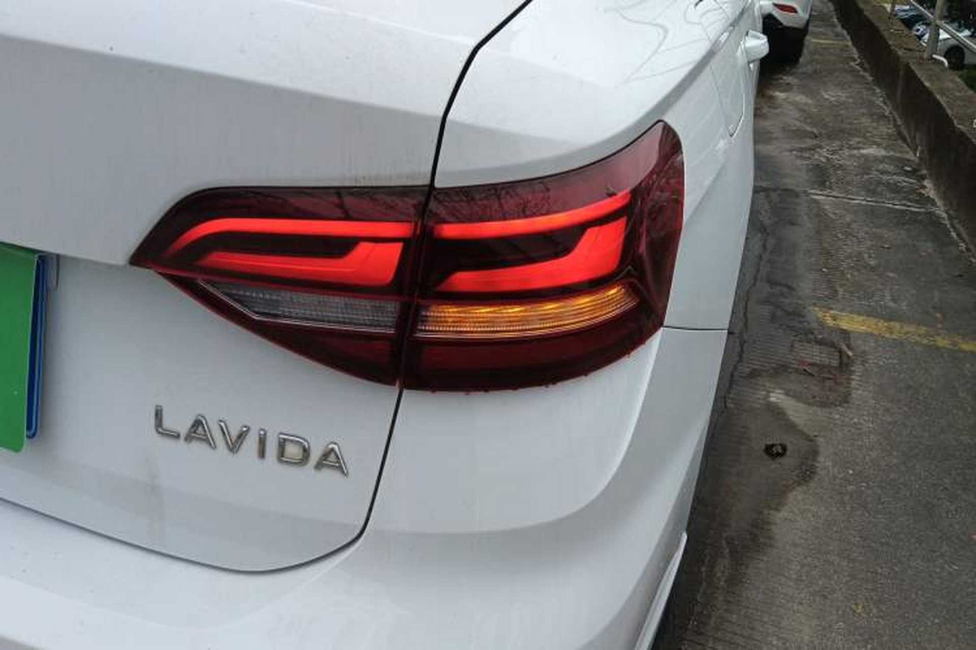 Used Volkswagen Lavida 2023 1.5L Automatic De Yi Edition Exterior 1