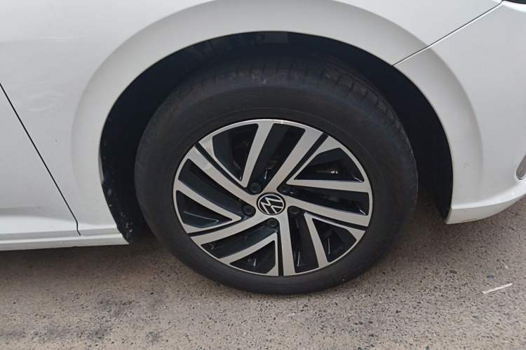 Used Volkswagen Lavida 2023 1.5L Automatic 5 Million Edition Exterior 1