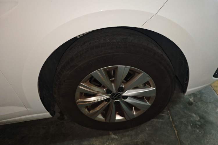 Used Volkswagen Lavida 2023 New Sharp 1.5L Automatic Excellent New Edition Exterior 1