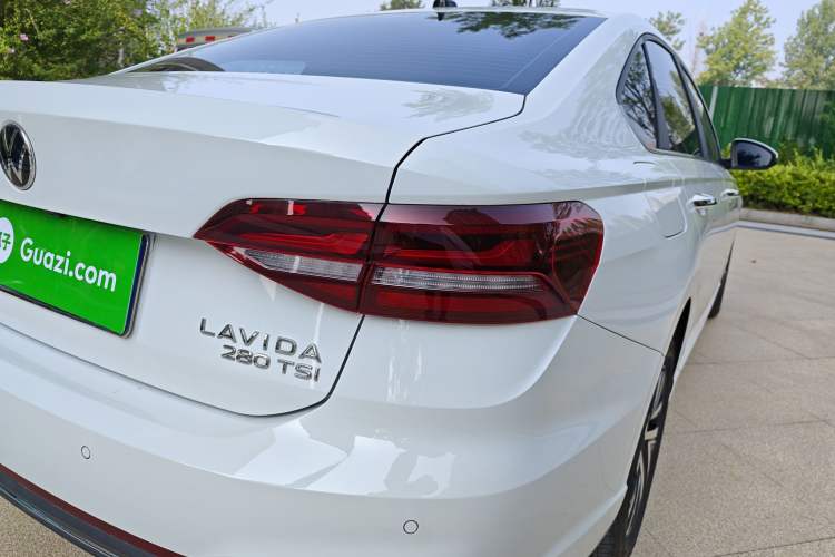 Used Volkswagen Lavida 2023 280TSI DSG Full-Comfort Edition Exterior 10