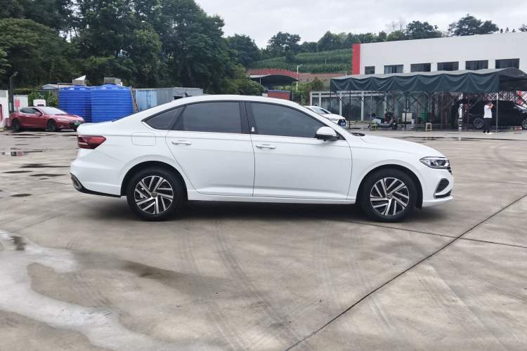 Used Volkswagen Lavida 2023 1.5L Automatic 5 Million Edition Exterior 2