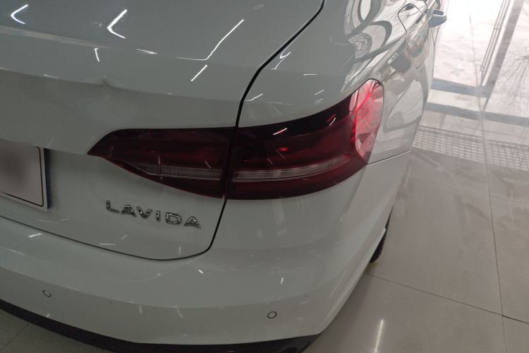 Used Volkswagen Lavida 2023 Revised 1.5L Automatic DeYi Edition Exterior 3