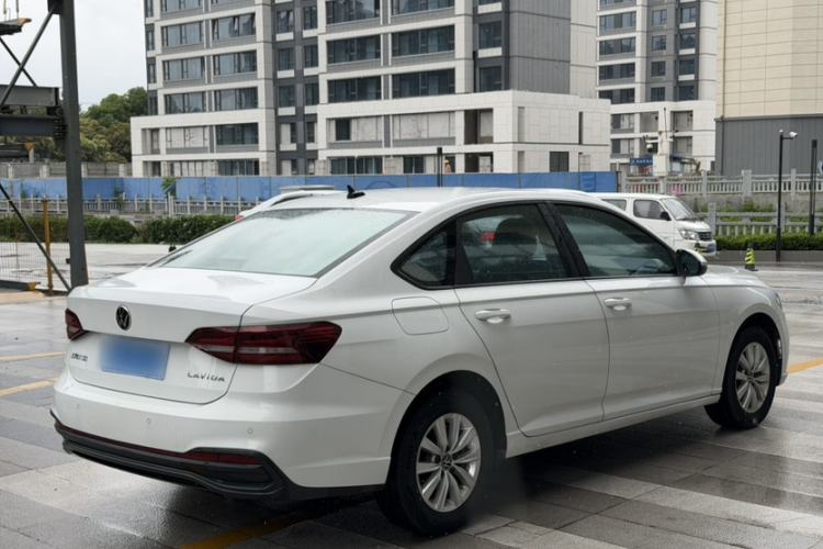 Used Volkswagen Lavida 2023 1.5L Automatic De Yi Edition Exterior 3