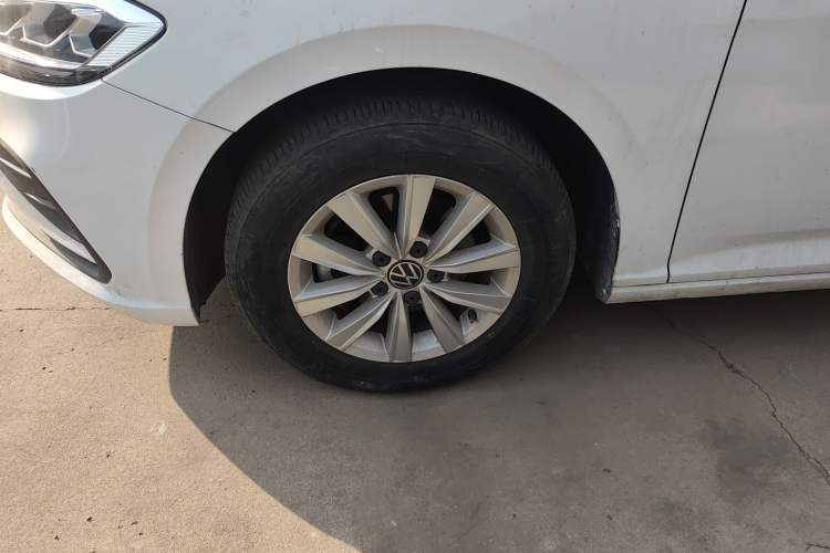 Used Volkswagen Lavida 2023 Revised 1.5L Automatic DeYi Edition Exterior 4