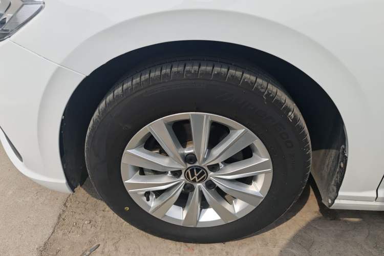 Used Volkswagen Lavida 2023 1.5L Automatic De Yi Edition Exterior 4
