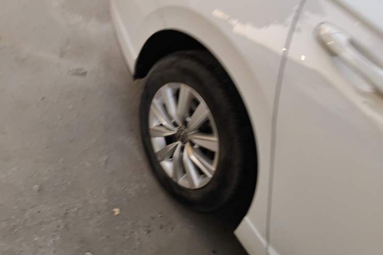 Used Volkswagen Lavida 2023 1.5L Automatic De Yi Edition Exterior 4