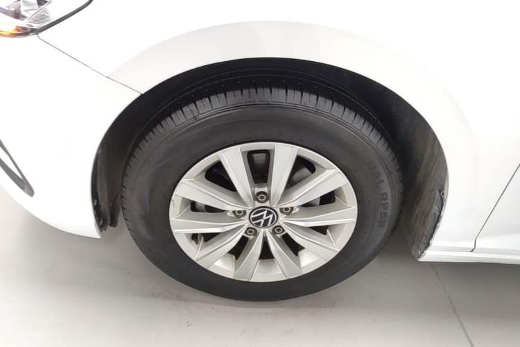 Used Volkswagen Lavida 2023 1.5L Automatic De Yi Edition Exterior 4