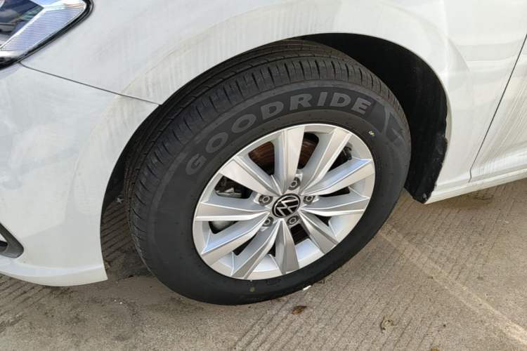 Used Volkswagen Lavida 2023 1.5L Automatic De Yi Edition Exterior 4